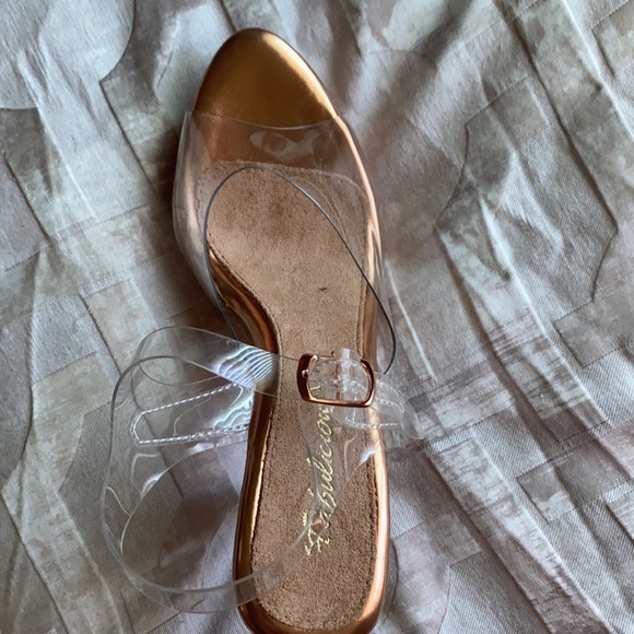 Clear fancy heel platform sandal Never Worn - Picture 5 of 5